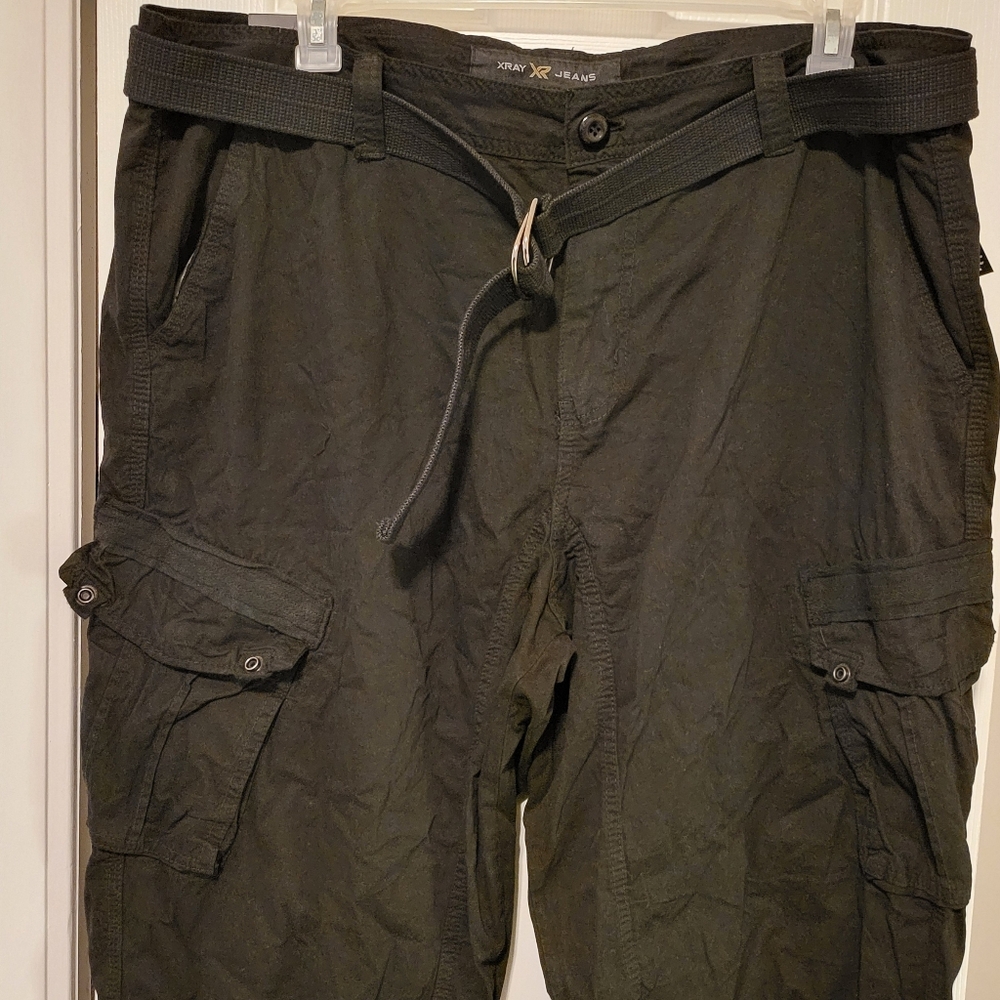 Men's Black Cargo Shorts (NWT)